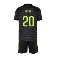 Real Madrid Vinicius Junior #20 Fotballklær Tredjedraktsett Barn 2022-23 Kortermet (+ korte bukser)